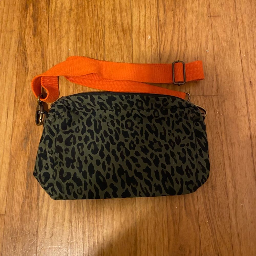 Cheetah crossbody bag